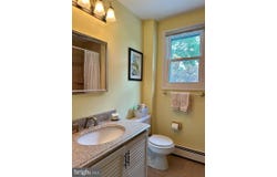 32 E BENEDICT AVENUE, HAVERTOWN, PA 19083