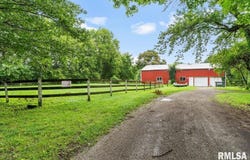 882 W BARBER Road, Cantrall, IL 62625