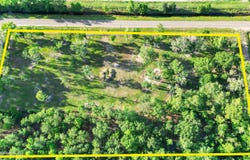 5325 &5305 Melanie Street, Hastings, FL 32145