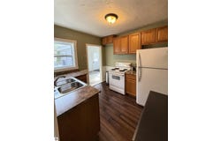 113 W Sixteenth Street, Traverse City, MI 49684