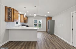 635 SUNSET STRIP, BROOKLYN PARK, MD 21225