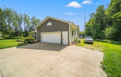 1166 State Route 7, Pierpont, OH 44082