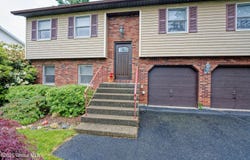 320 3rd Ave Extension, East Greenbush, NY 12144