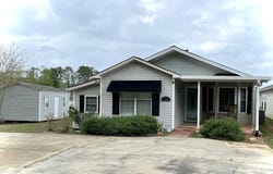 138 Peake Ct, Ninety Six, SC 29666