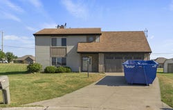 8831 Conway Ct, Fort Wayne, IN 46825