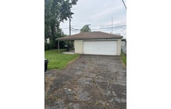 26013 Kathy Street, Roseville, MI 48066