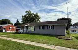 415 3rd Street, Dumont, IA 50625