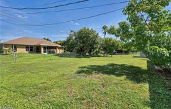 317 NE 10th Street, Cape Coral, FL 33909