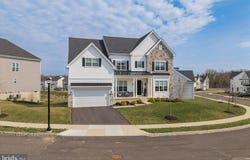 214 GROVE VALLEY COURT, CHALFONT, PA 18914