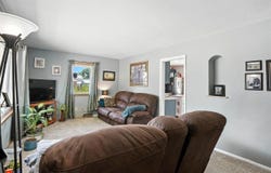 618 E 4th St, WestLiberty, IA 52776