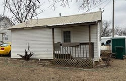 112 Hickory Street, Mound Valley, KS 67354