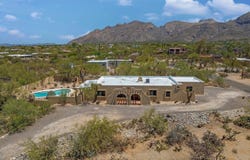 6401 N Camino Padre Isidoro, Tucson, AZ 85718