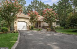 33 CRANBERRY COURT, MEDFORD, NJ 08055