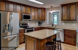 991 Lone Pine Court, Garfield Twp, WI 54001