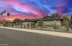617 E ELLIS Drive, Tempe, AZ 85282