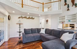 926 N BAKER ST, Canby, OR 97013