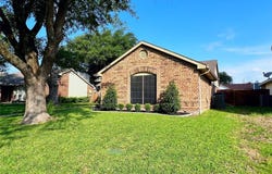6828 Younger Drive, The Colony, TX 75056