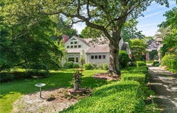 97 Harrison Avenue, Newport, RI 02840