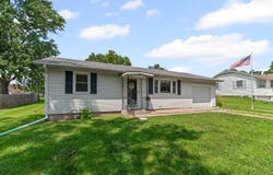 709 E Prospect St, Cameron, MO 64429