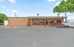 7017 NW 39th Expressway, Bethany, OK 73008
