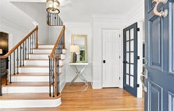 7680 Dunvegan Close, Sandy Springs, GA 30350