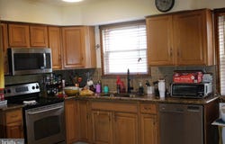 219 MEADOW Drive, MOUNT LAUREL, NJ 08054