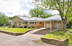 217 Wilson Ave, Mason, TX 76856