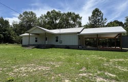 25068 Substation Rd, Opp, AL 36467