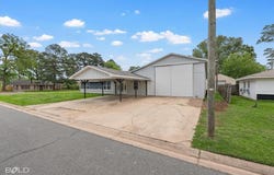 1001 Dale Drive, Benton, LA 71006
