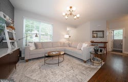 215 LINCOLN AVENUE, CONSHOHOCKEN, PA 19428