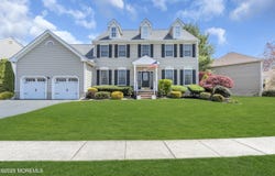 43 Periwinkle Circle, Tinton Falls, NJ 07712