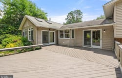 9750 VALE ROAD NW, VIENNA, VA 22181