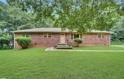 211 Beechwood Drive, Simpsonville, SC 29681