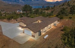3500 Shadow Mountain DR, Lake Isabella, CA 93240