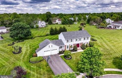8 BRADFORD Court, PRINCETON JUNCTION, NJ 08550