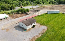12258 Hwy 1, Mt. Carmel, IL 62863