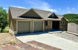 409 Silverwood Circle, Branson West, MO 65737