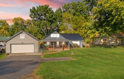 154 Twin Rivers Drive, Bronston, KY 42518