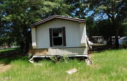 5301 Crestline Road, Laurinburg, NC 28352