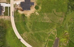 9606 Treehaven Drive, West Des Moines, IA 50266