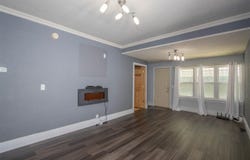 708 E 8th St, Muscatine, IA 52761