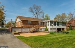 38 SKYVIEW LANE, LITITZ, PA 17543