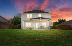 128 Dodge City Court, Newark, TX 76071