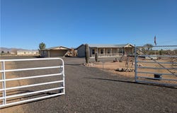 4206 N Cordes Road, Golden Valley, AZ 86413