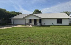 424 E Young Street, Howe, TX 75459