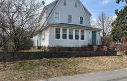 129 N 7th Street, Lindenhurst, NY 11757