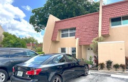 16 Meacham Lane, Tamarac, FL 33319
