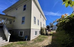 133 Patriots Rd, Templeton, MA 01468