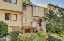 2566 GLENGYLE DRIVE, VIENNA, VA 22181