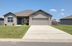 34 Remington Lane, Ward, AR 72176